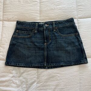 Hollister skirt